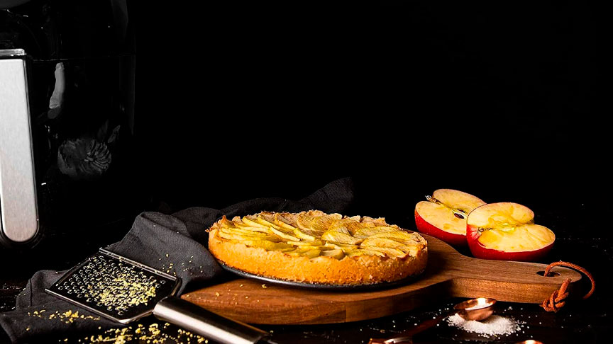 pastel de manzana preparado con una freidora de aire Princess