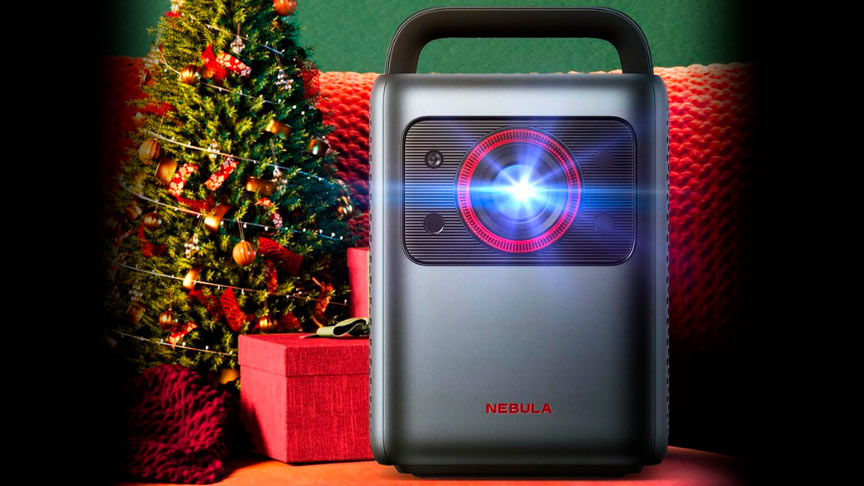 el-mejor-mini-proyector uno de los mejores mini proyectores junto al árbol de navidad