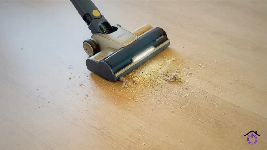 cepillo iluminado conga 11500 aspirando