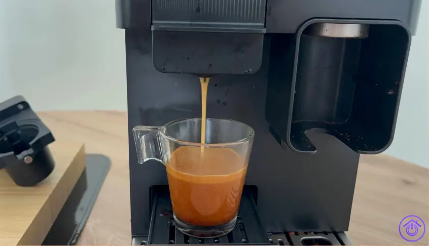 espresso-incapto taza de café espreso con cafetera incapto