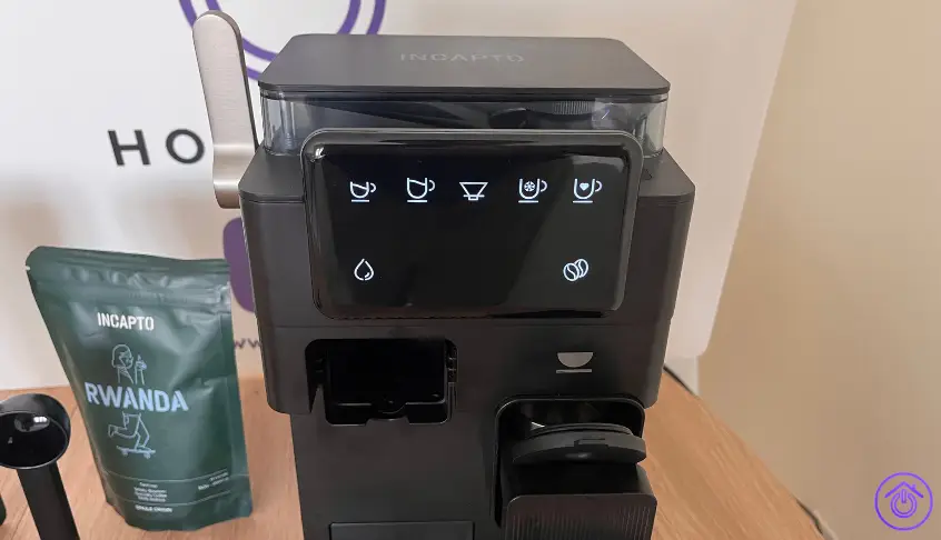 pantalla-incapto-juno pantalla con iconos encendidos cafetera incapto