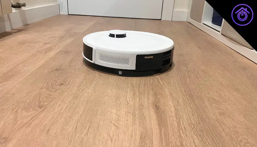 robot lefant fregando