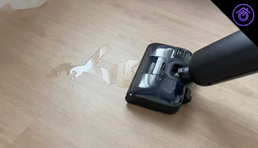 fregona seco y húmedo eureka recogiendo agua